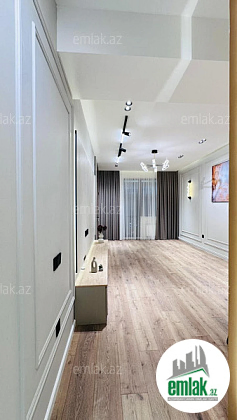 Satılır 3 otaqlı yeni tikili 90 m²