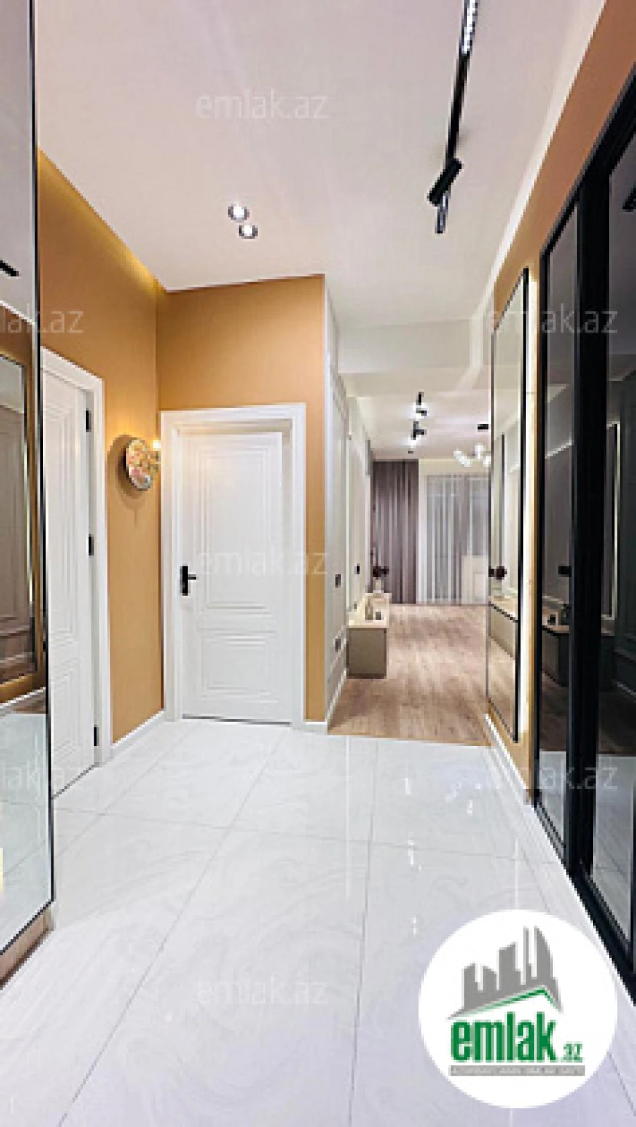 Satılır 3 otaqlı yeni tikili 90 m²