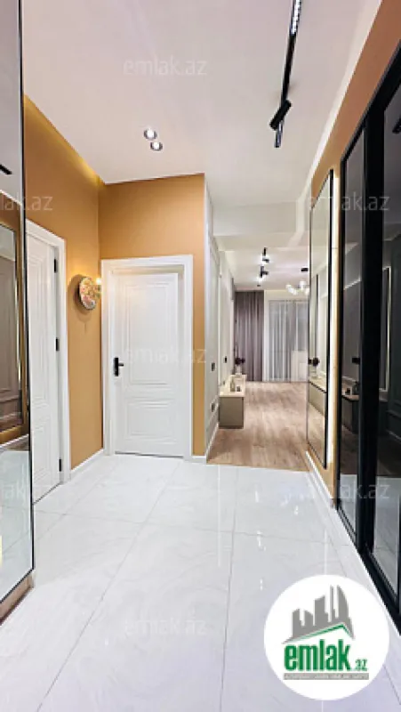 Satılır 3 otaqlı yeni tikili 90 m²