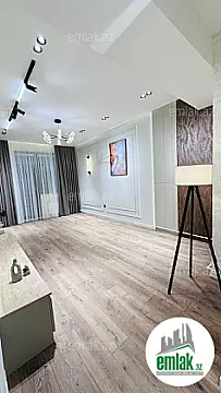 Satılır 3 otaqlı yeni tikili 90 m²