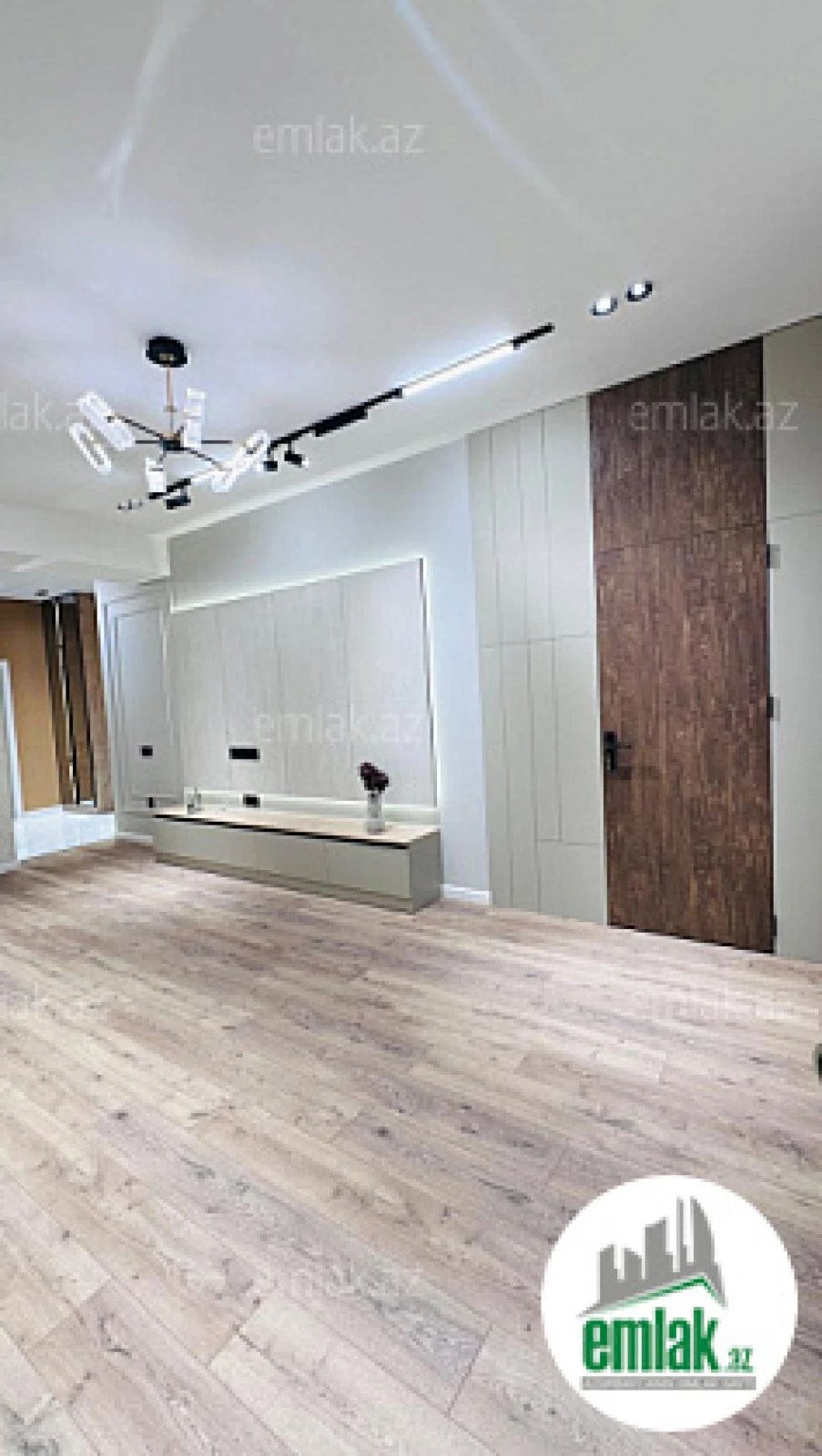 Satılır 3 otaqlı yeni tikili 90 m²