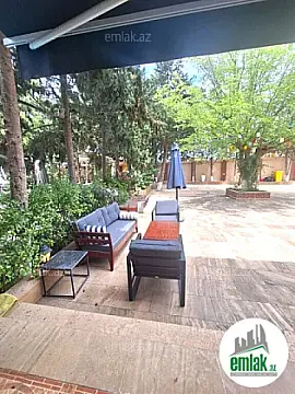 Satılır 5 otaqlı mənzil 368 m²