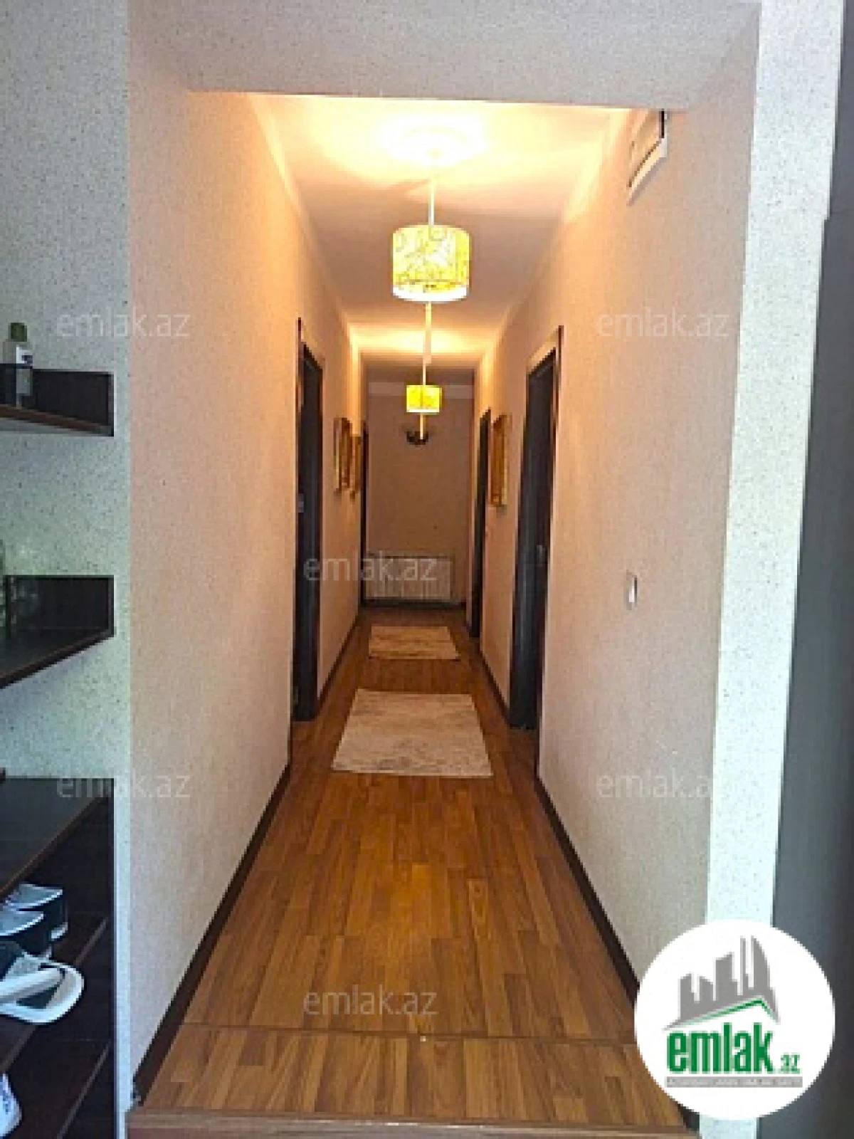 Satılır 5 otaqlı mənzil 368 m²