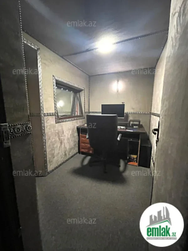 Satılır 10 otaqlı həyət evi 310 m²