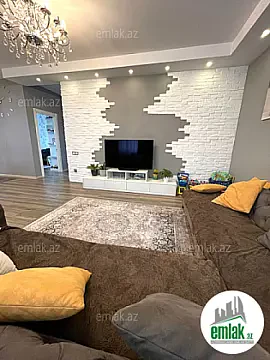 Satılır 10 otaqlı həyət evi 310 m²
