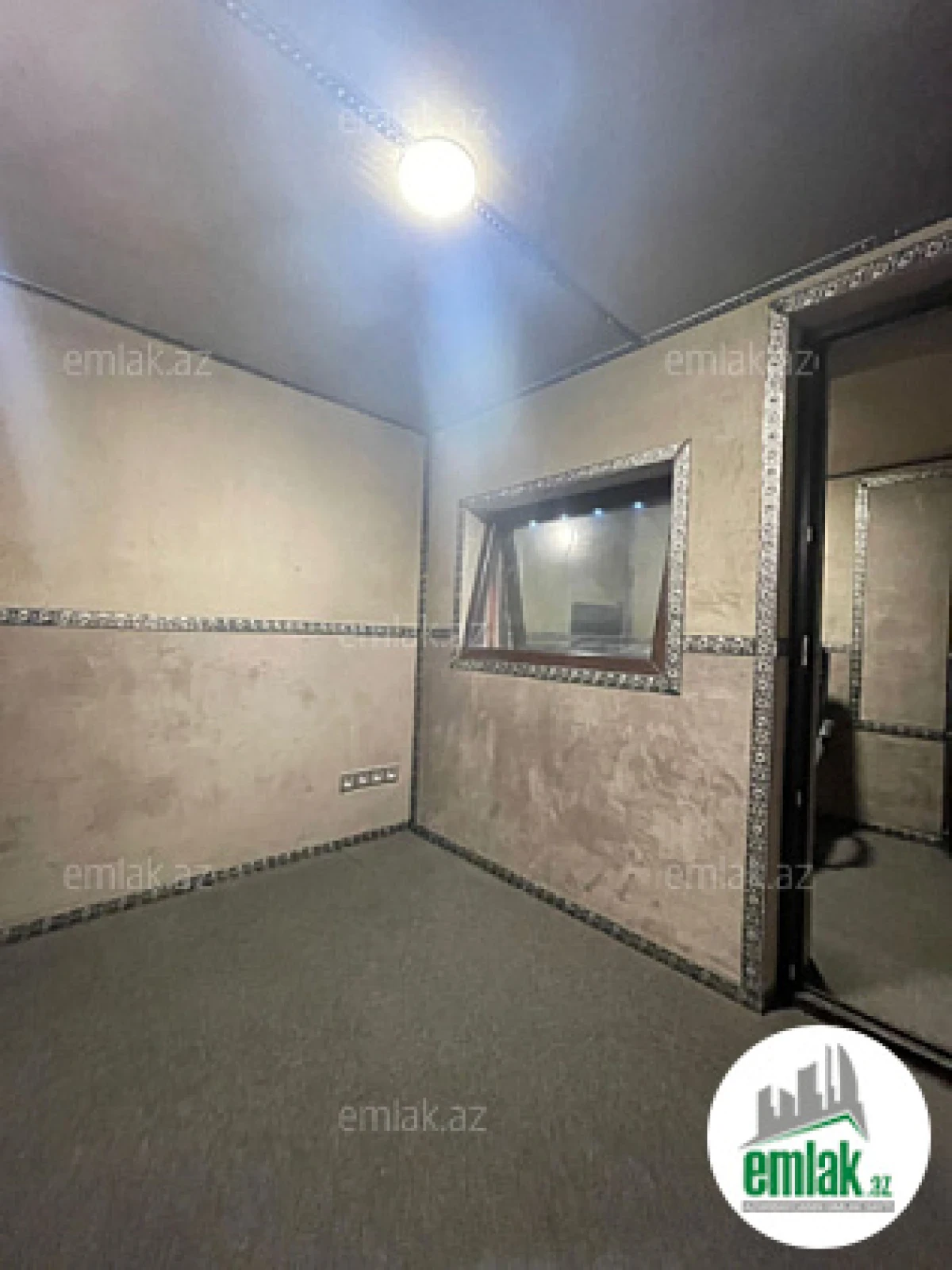 Satılır 10 otaqlı həyət evi 310 m²