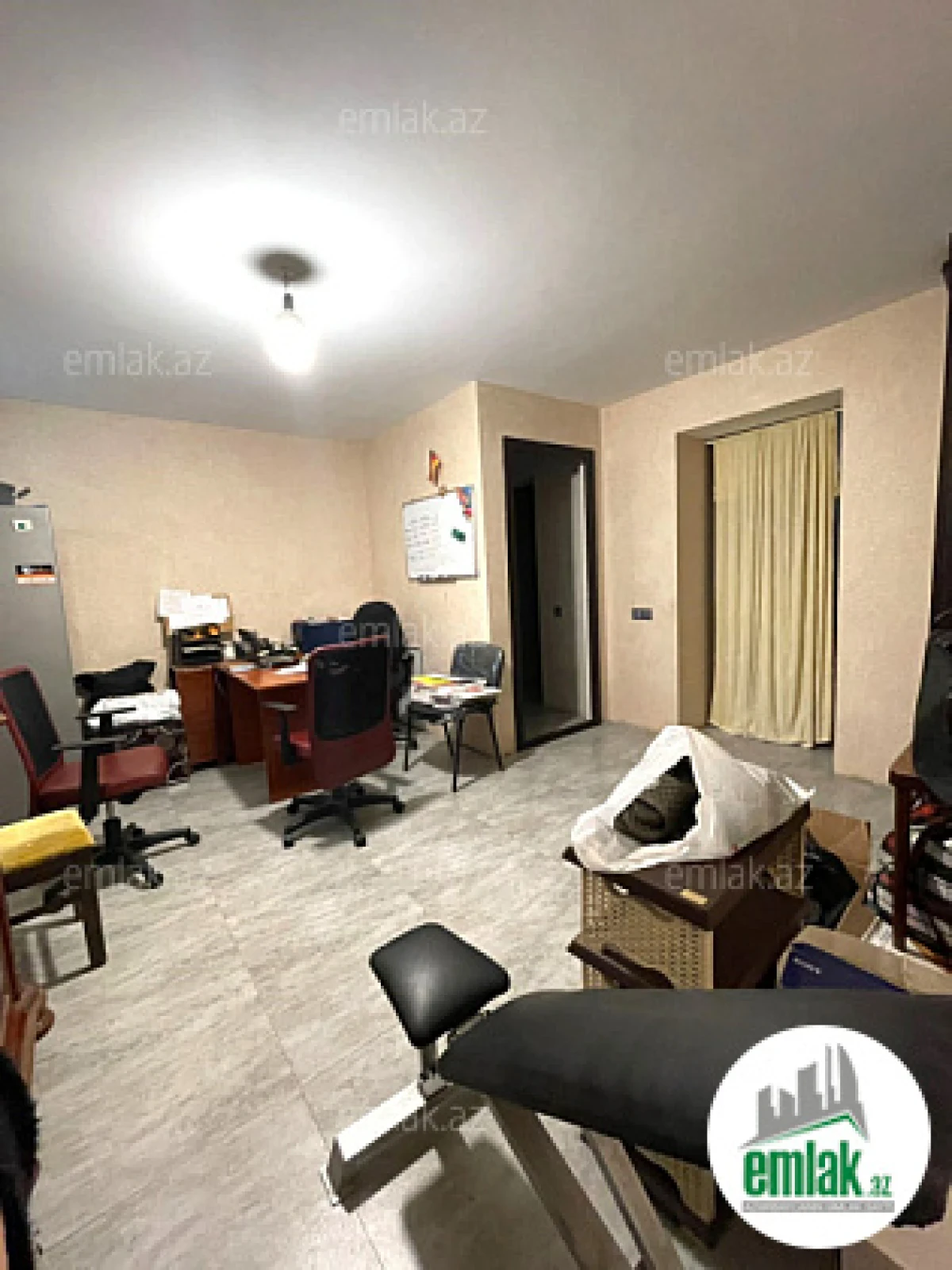 Satılır 10 otaqlı həyət evi 310 m²