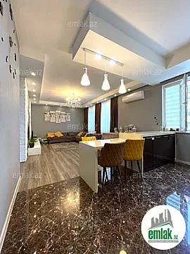 Satılır 10 otaqlı həyət evi 310 m²