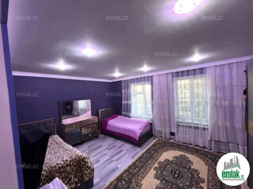 Satılır 3 otaqlı həyət evi 113 m²