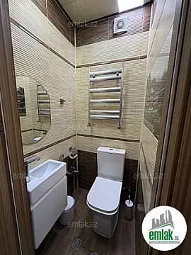 Satılır 2 otaqlı yeni tikili 78 m²