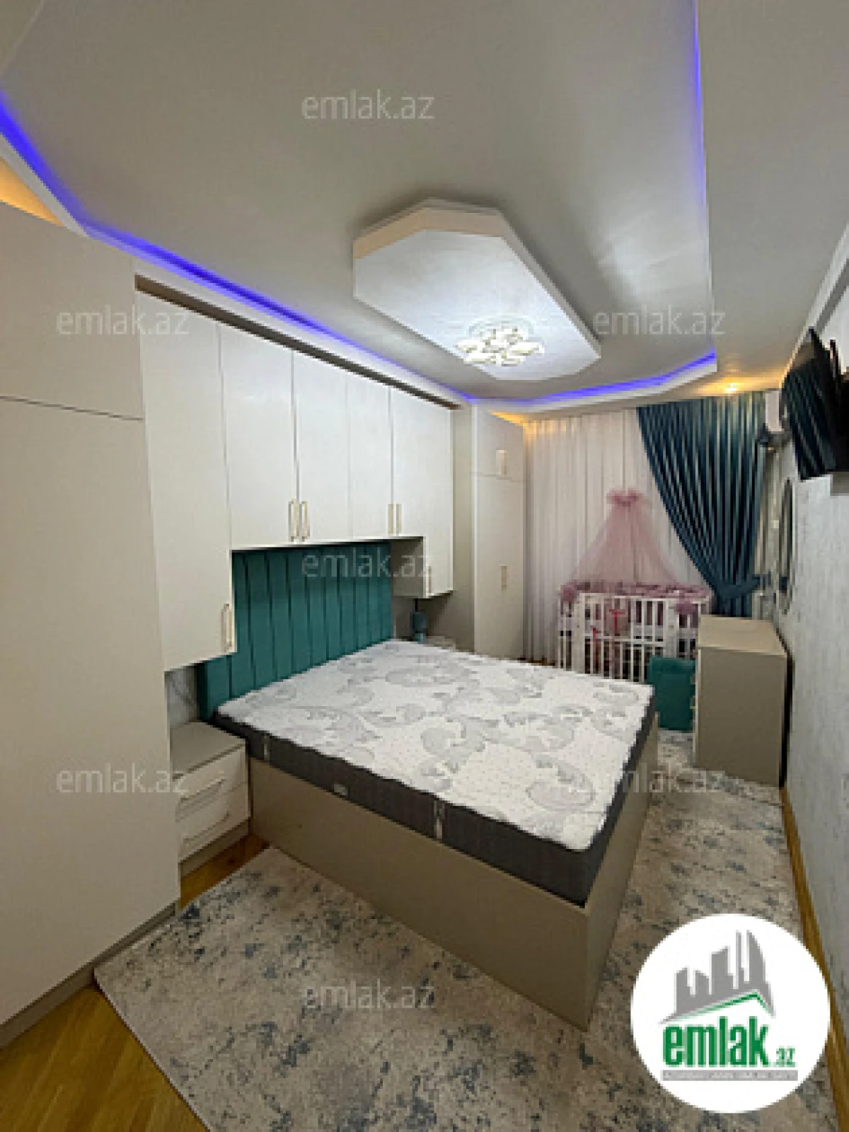 Satılır 2 otaqlı yeni tikili 78 m²