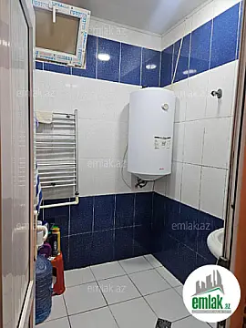 Satılır 3 otaqlı köhnə tikili 75 m²