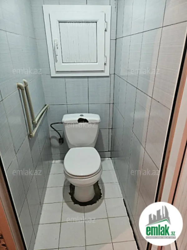 Satılır 3 otaqlı köhnə tikili 75 m²