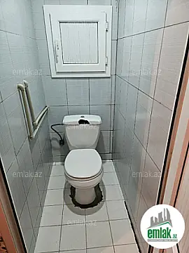 Satılır 3 otaqlı köhnə tikili 75 m²