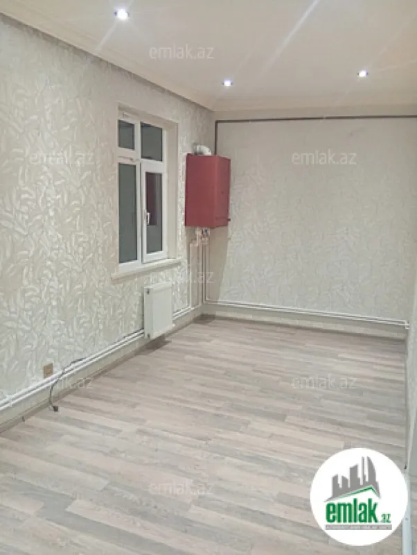 Satılır 2 otaqlı köhnə tikili 55 m²
