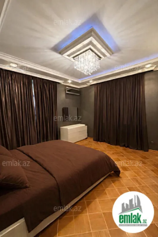 Satılır 4 otaqlı yeni tikili 150 m²