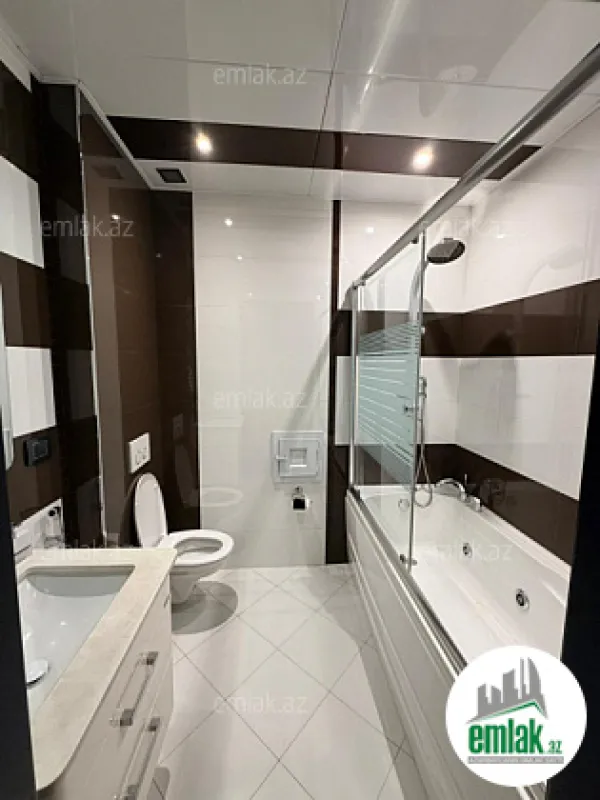 Satılır 4 otaqlı yeni tikili 150 m²