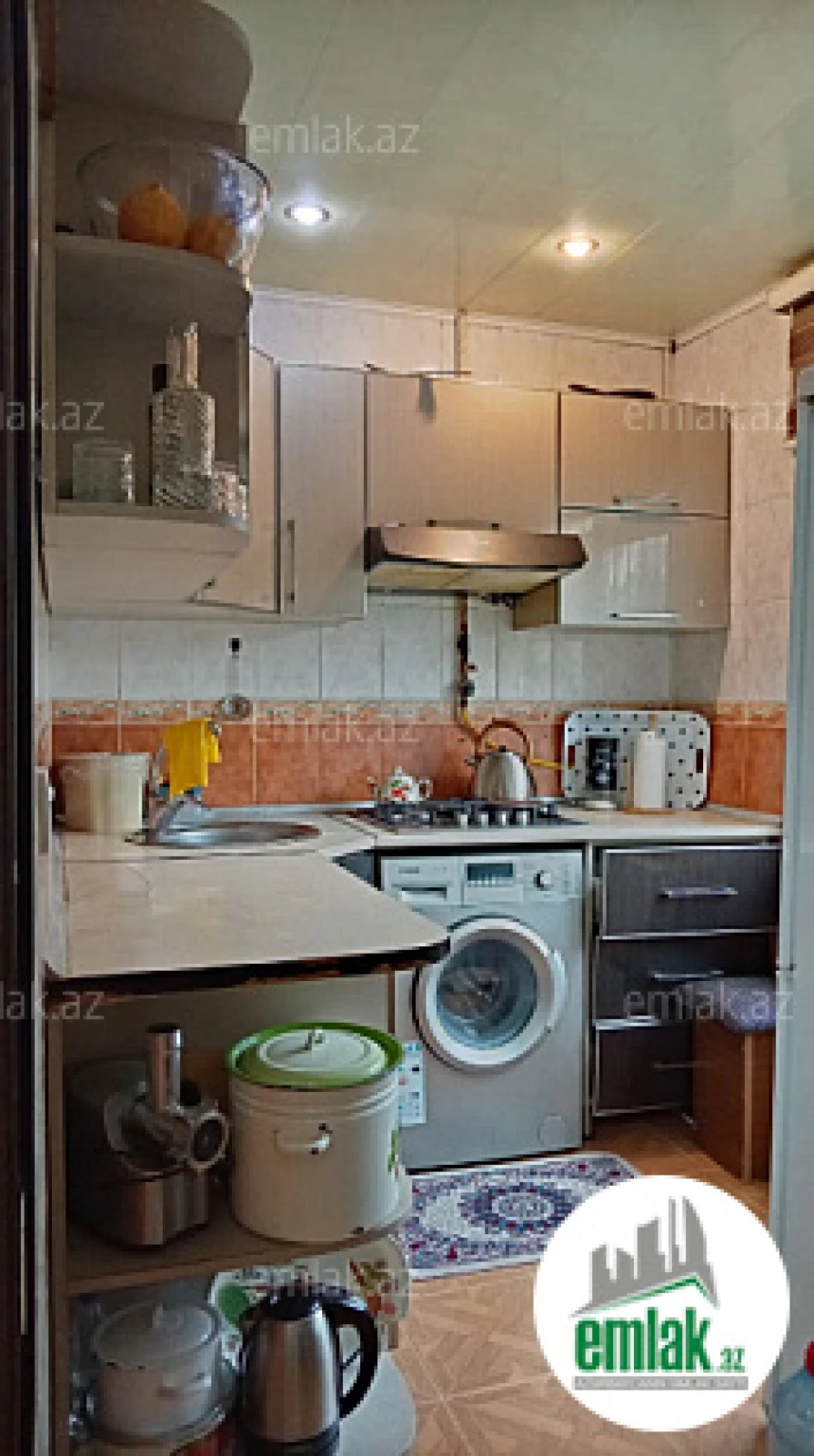 Satılır 3 otaqlı köhnə tikili 70 m²