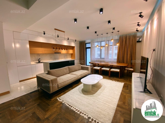 Satılır 3 otaqlı yeni tikili 121 m² — Bakı 3 otaq 121.00 m²