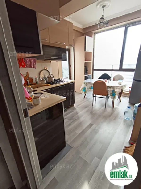 Satılır 3 otaqlı yeni tikili 97 m²