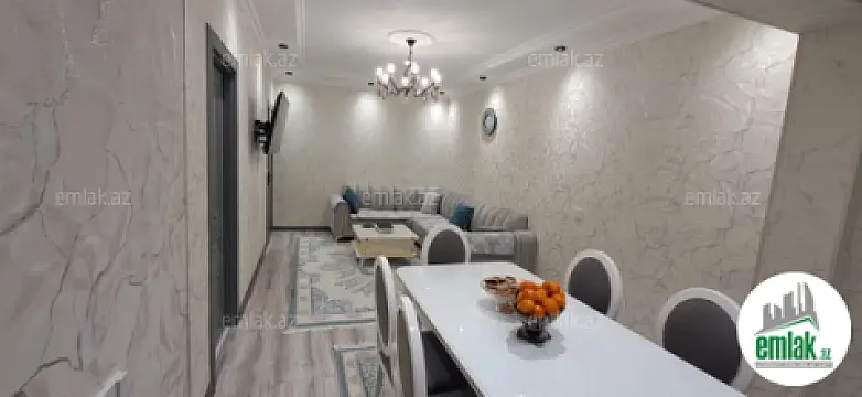 Satılır 4 otaqlı köhnə tikili 110 m²