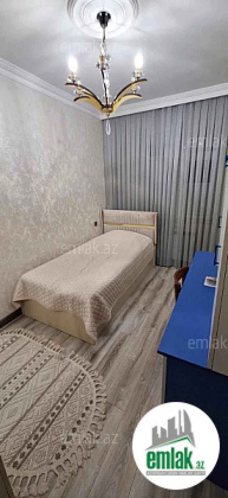 Satılır 4 otaqlı köhnə tikili 110 m²