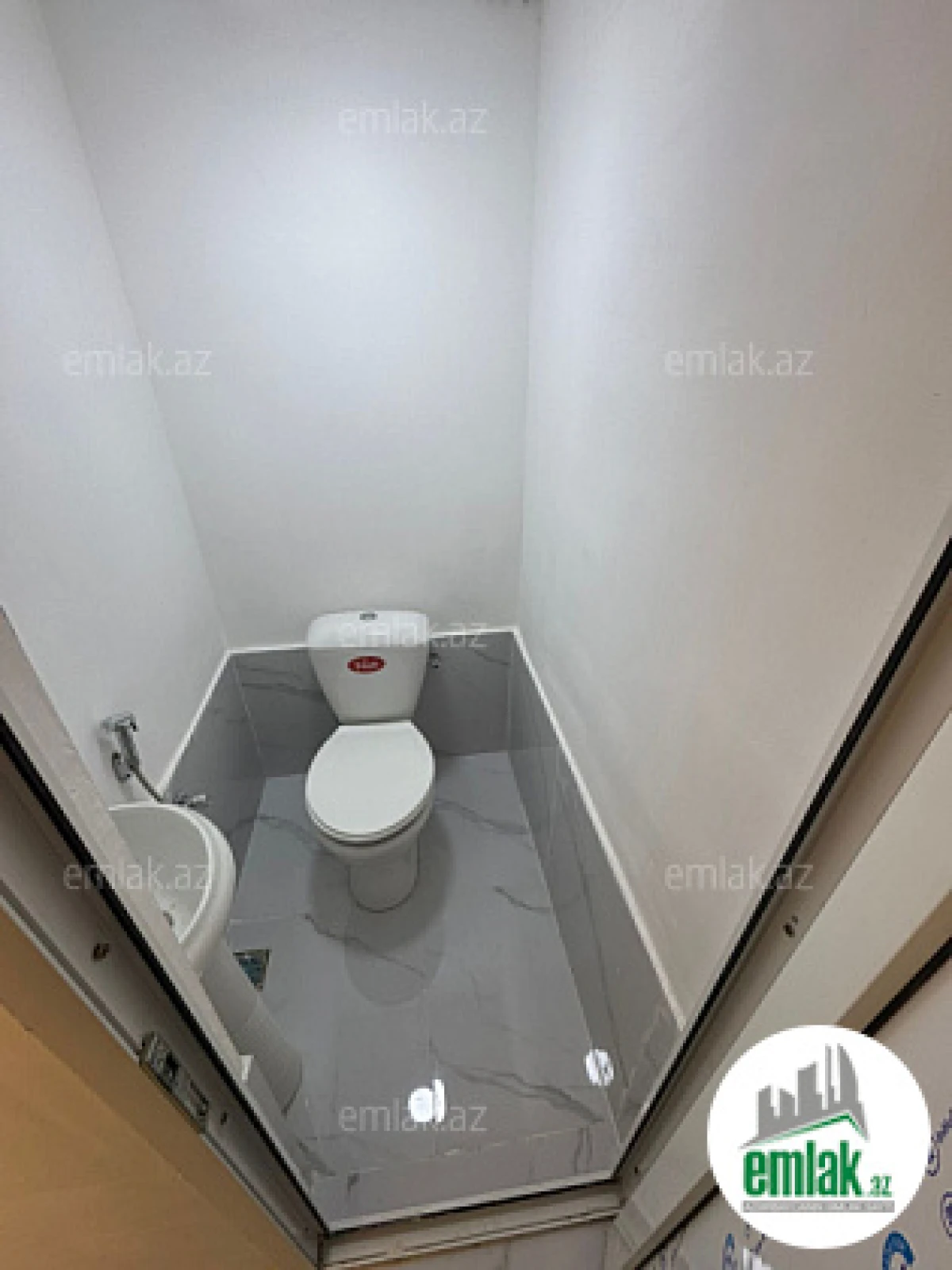 Satılır 1 otaqlı obyekt 50 m²
