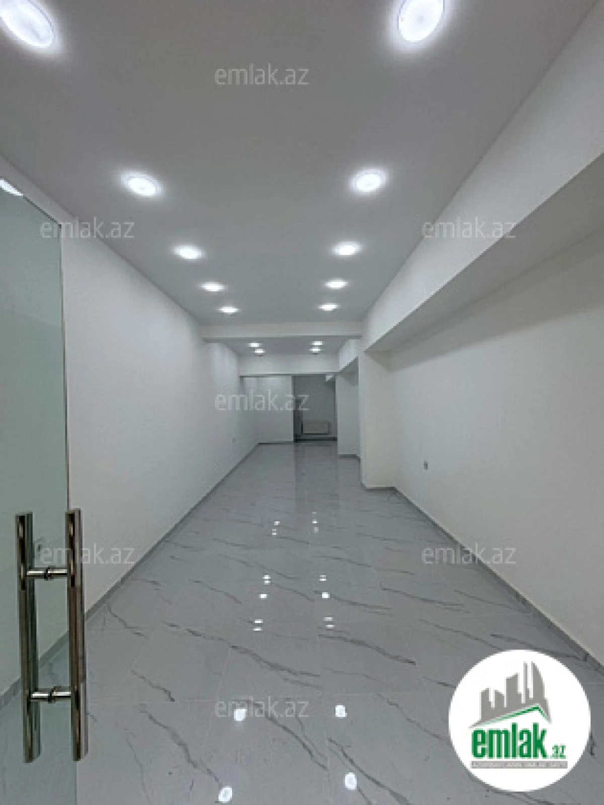 Satılır 1 otaqlı obyekt 50 m²