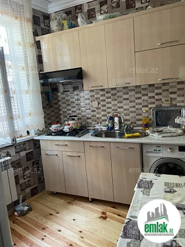 Satılır 3 otaqlı həyət evi 100 m²