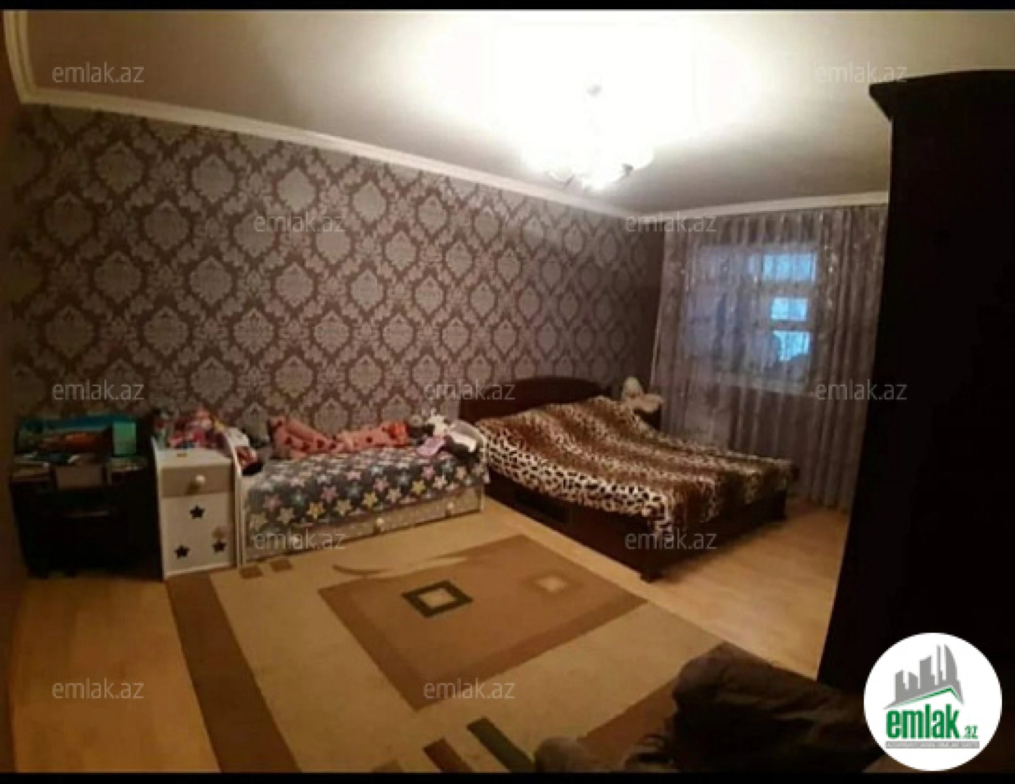 Satılır 4 otaqlı köhnə tikili 77.3 m²