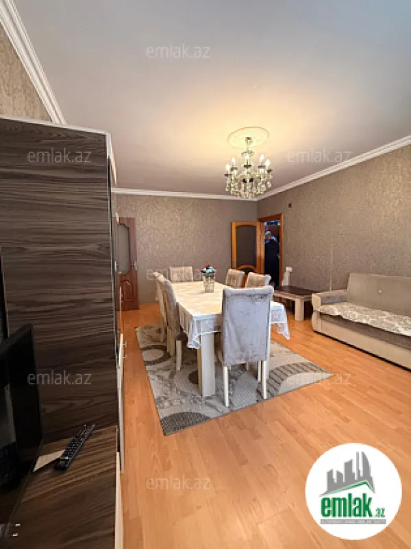 Satılır 4 otaqlı köhnə tikili 77.3 m²
