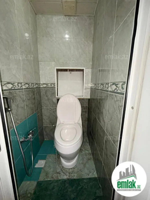 Satılır 4 otaqlı köhnə tikili 77.3 m²