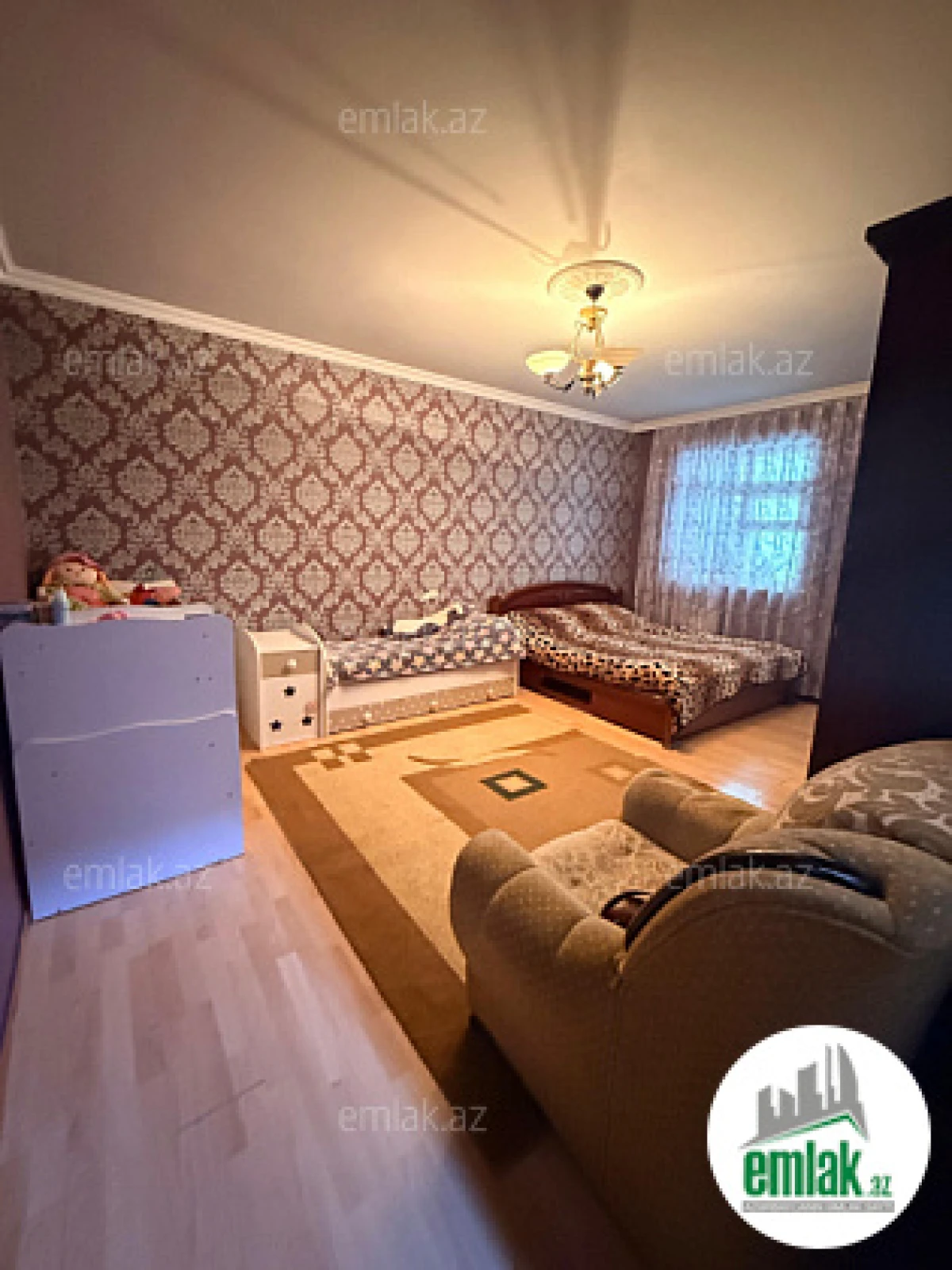 Satılır 4 otaqlı köhnə tikili 77.3 m²