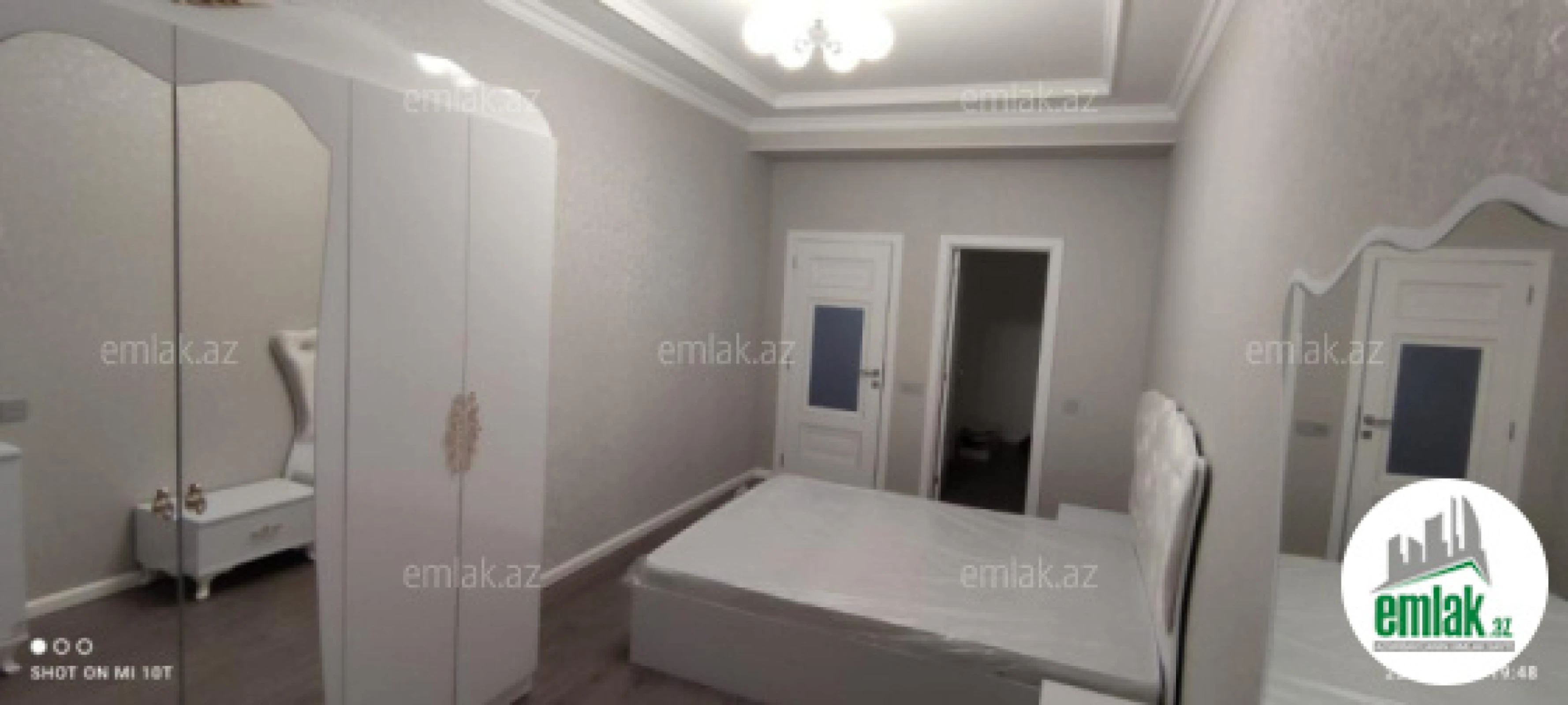 Satılır 2 otaqlı yeni tikili 100 m²