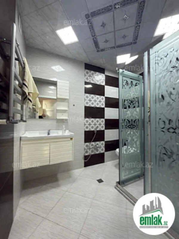 Satılır 2 otaqlı yeni tikili 100 m²