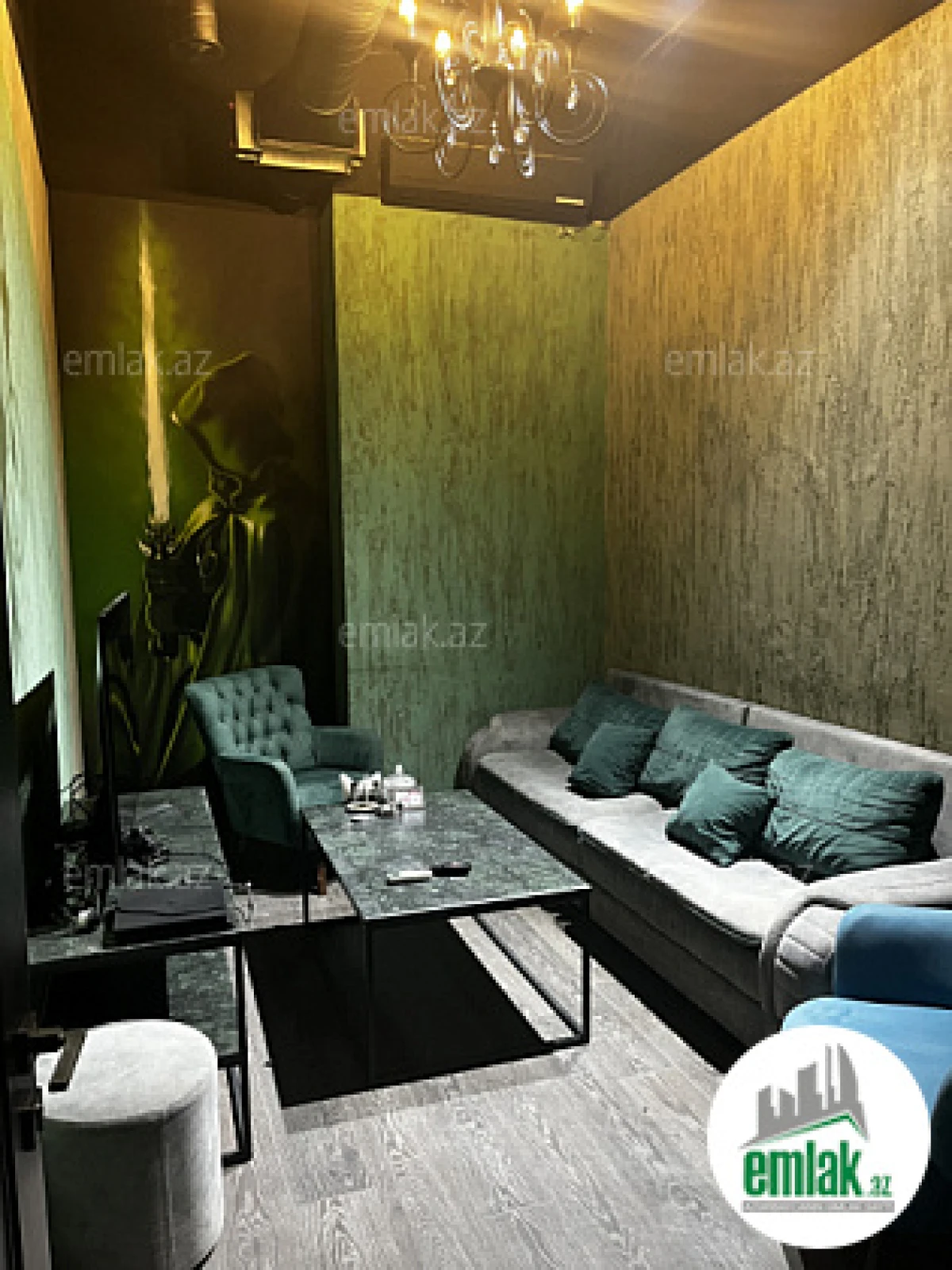 Satılır 8 otaqlı obyekt 271 m²