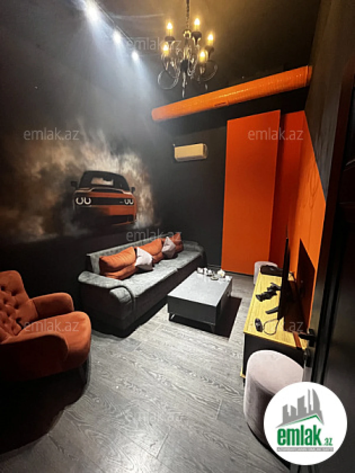 Satılır 8 otaqlı obyekt 271 m²