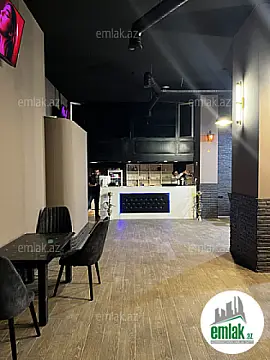 Satılır 8 otaqlı obyekt 271 m²