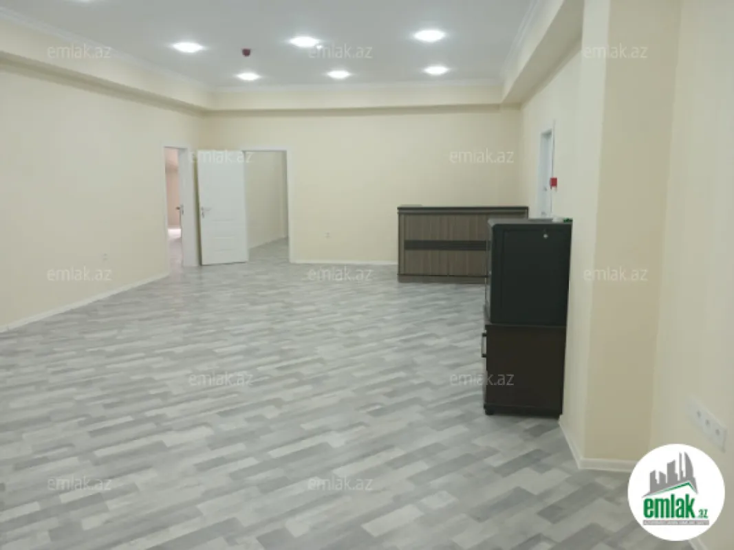 Satılır 20 otaqlı ofis 200 m²