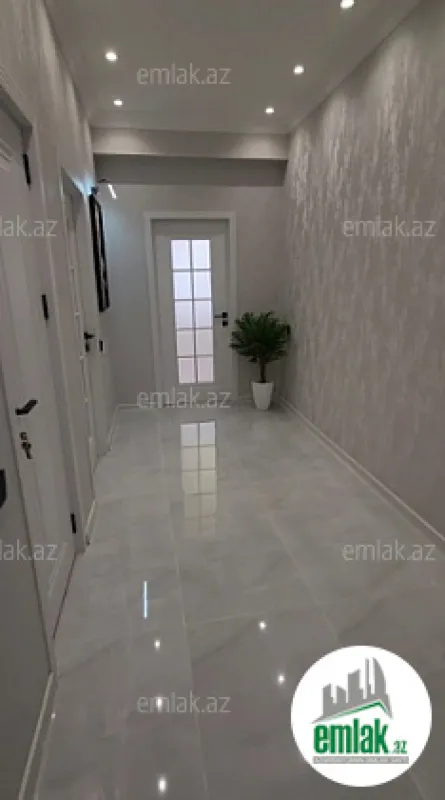 Satılır 2 otaqlı yeni tikili 64 m²