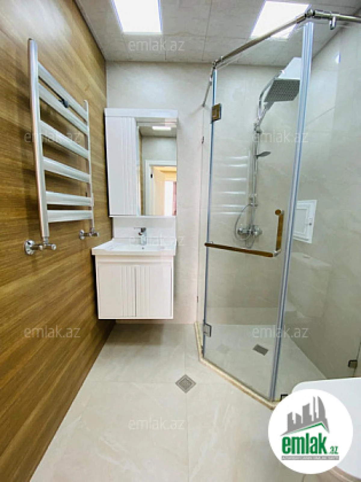 Satılır 2 otaqlı yeni tikili 60 m²