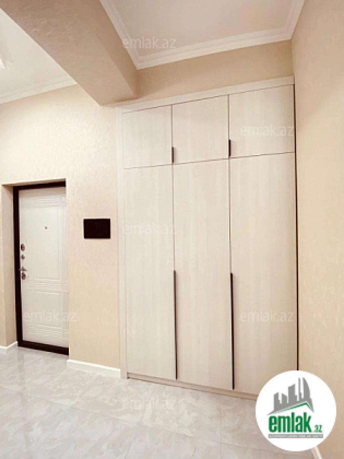 Satılır 2 otaqlı yeni tikili 60 m²