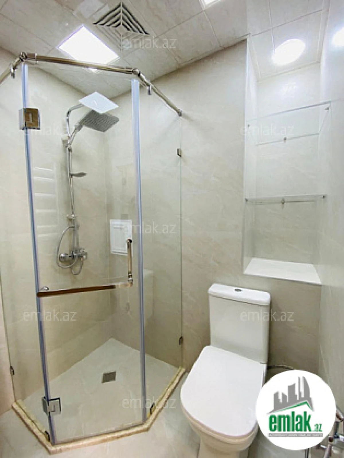 Satılır 2 otaqlı yeni tikili 60 m²