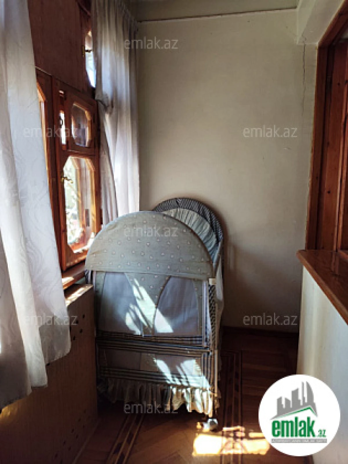 Satılır 4 otaqlı köhnə tikili 80 m²