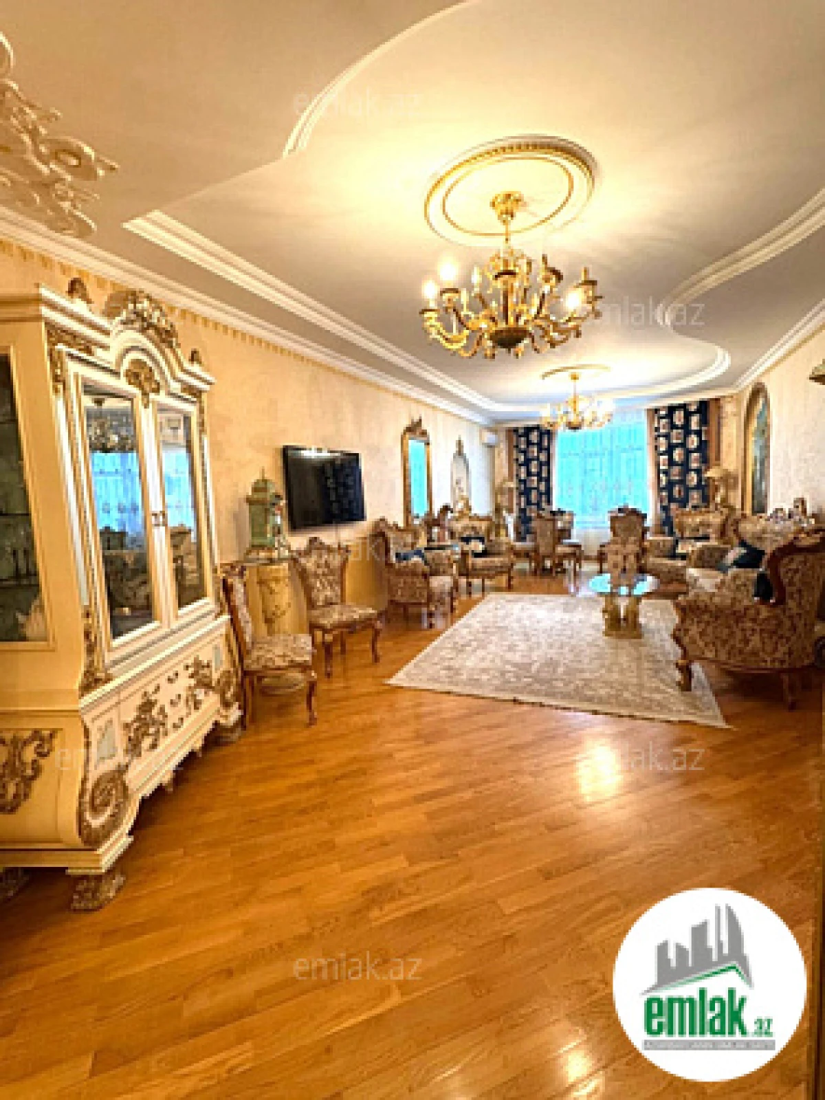 Satılır 4 otaqlı yeni tikili 185 m²