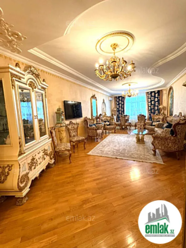 Satılır 4 otaqlı yeni tikili 185 m²