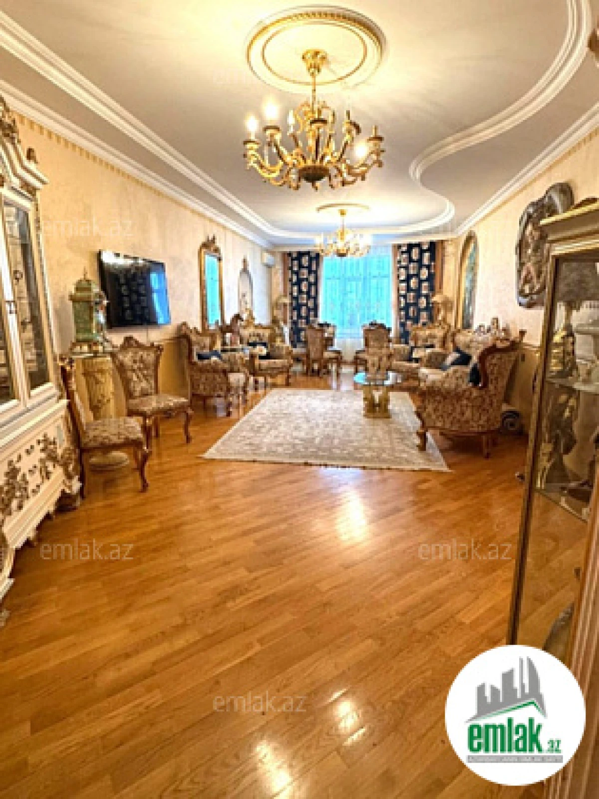 Satılır 4 otaqlı yeni tikili 185 m²