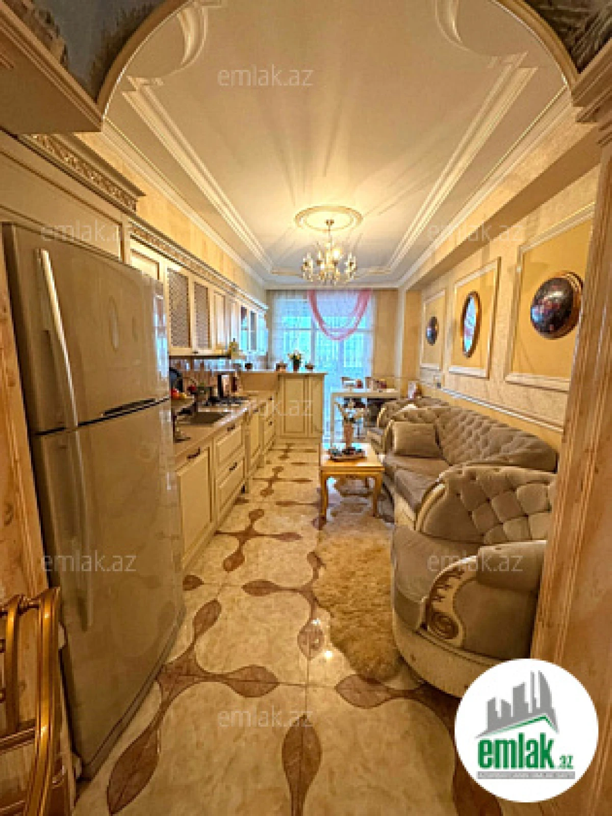 Satılır 4 otaqlı yeni tikili 185 m²