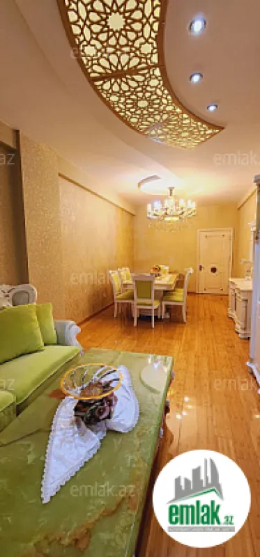 Satılır 3 otaqlı yeni tikili 135 m²