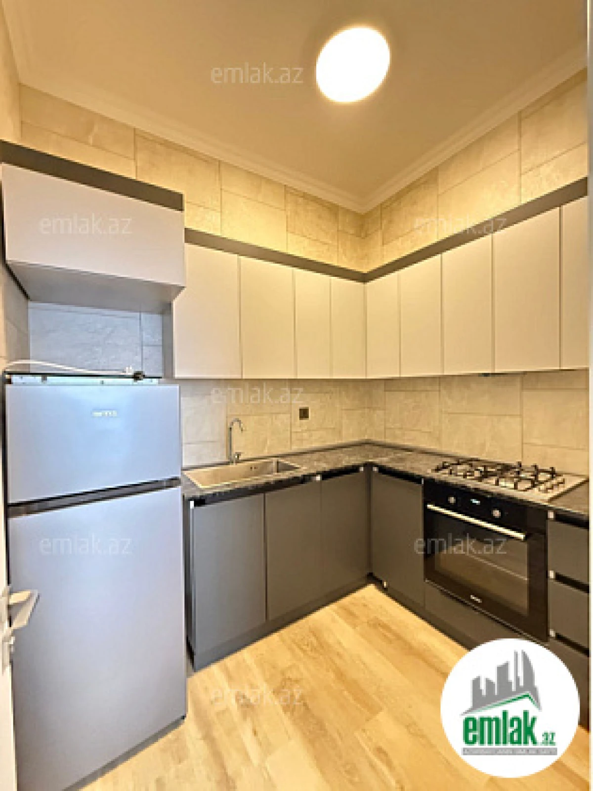 Satılır 2 otaqlı yeni tikili 51 m²